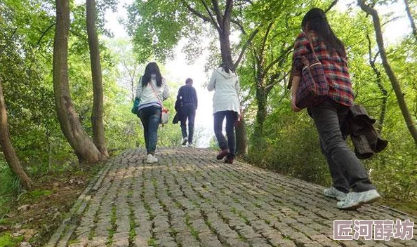 男人把j放进女人的屁股里最新研究表明这种行为可能导致健康问题