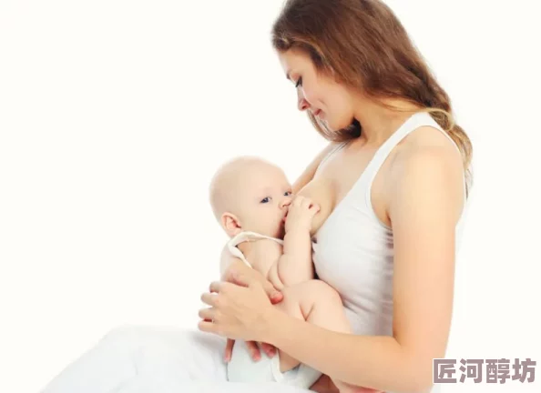 老师喂我吃她的奶水脱她胸罩，原来是想让我尝一口新鲜的母乳蛋糕！