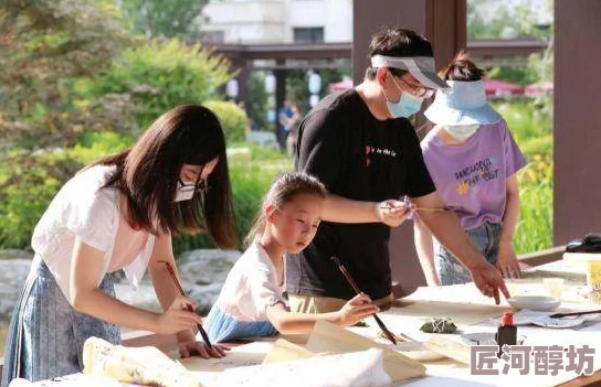 拔插拔插海外近日海外华人社区举办文化交流活动吸引众多参与者分享传统习俗与美食