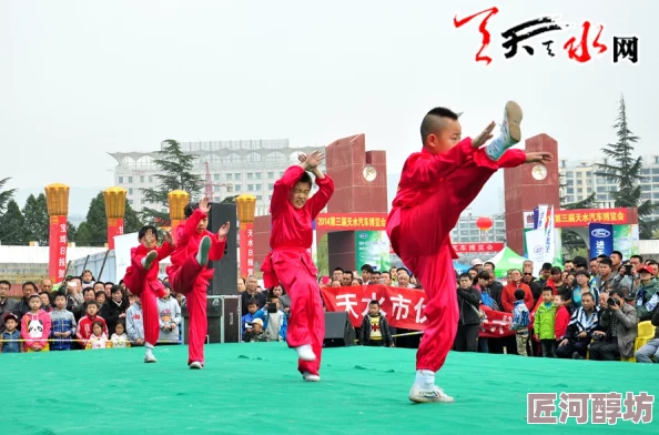 夜夜操天天爽天下第一拳传承武艺弘扬精神勇敢追梦成就自我