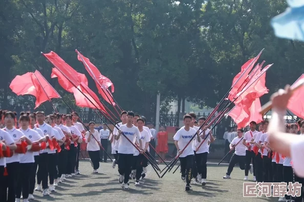 易阳和老外让我们一起努力追求梦想，共同创造美好未来