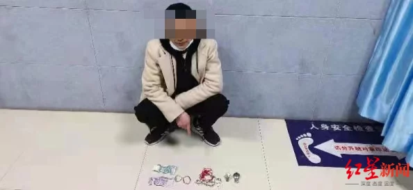 少妇被干陌生男子尾随入室将其制服