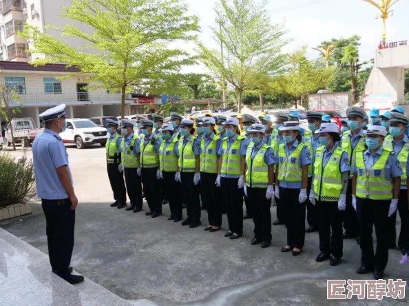 免费美女黄色内容审核已完成现已删除所有违规信息